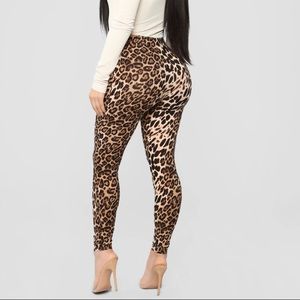 Fashion Nova leopard print leggings